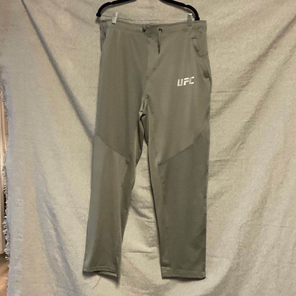 UFC Men's Charcoal Joggers